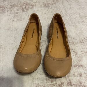 Lucky Brand Cognac Tan Ballet Flats